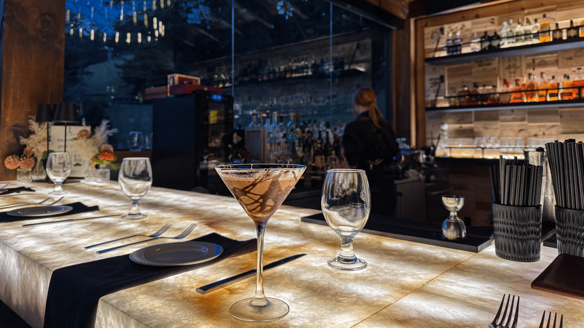 Inside the Conservatory Bar: Crafting Cocktails with a Mountain View